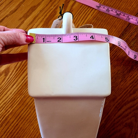 👀50% OFF - NWT‼️ Rae Dunn Ceramic "Knock" birdhouse - Picture 14 of 14